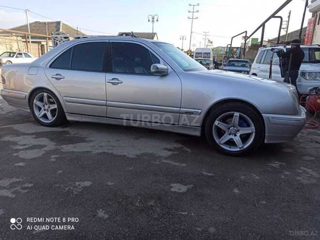 Mercedes E 220 1999, 425,000 km - 2.2 l - Bakı