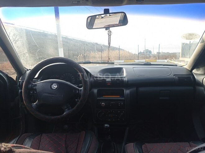 Opel Astra 1996, 572,285 km - 1.6 l - Ağdaş