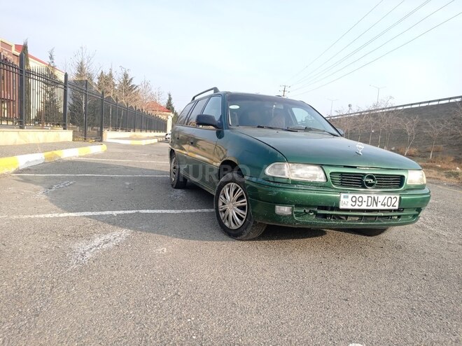 Opel Astra 1996, 572,285 km - 1.6 l - Ağdaş