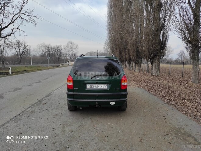 Opel Zafira 2000, 280,000 km - 1.8 л - Qax