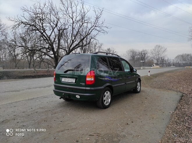 Opel Zafira 2000, 280,000 km - 1.8 л - Qax