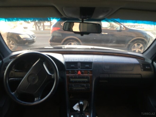 Mercedes C 180 1996, 330,027 km - 1.8 л - Bakı