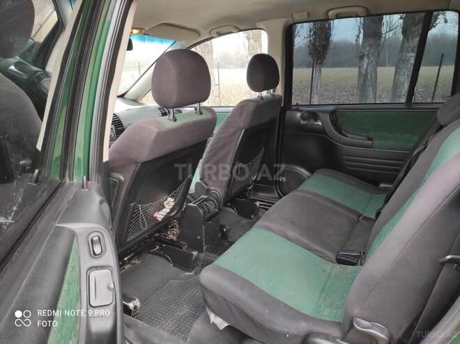 Opel Zafira 2000, 280,000 km - 1.8 л - Qax