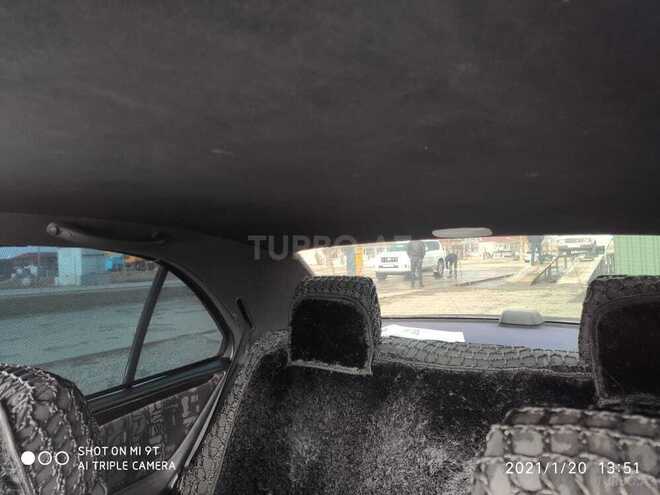 Mercedes E 240 1997, 280,000 km - 2.4 l - Bakı
