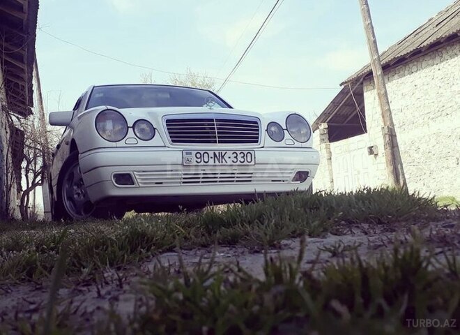 Mercedes E 280 1998, 259,357 km - 2.8 l - Göyçay