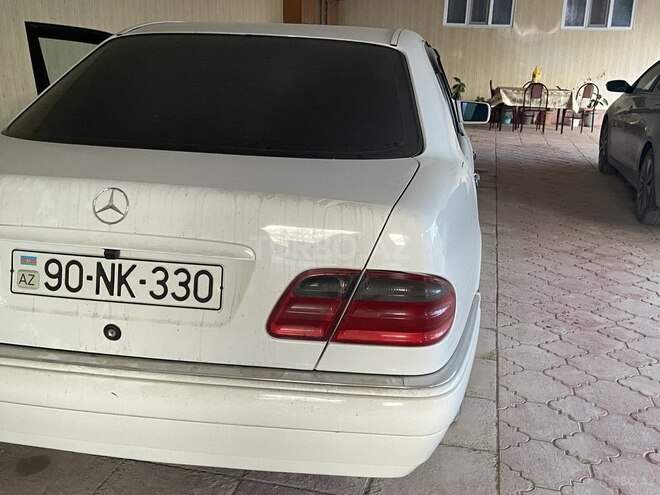 Mercedes E 280 1998, 259,357 km - 2.8 l - Göyçay