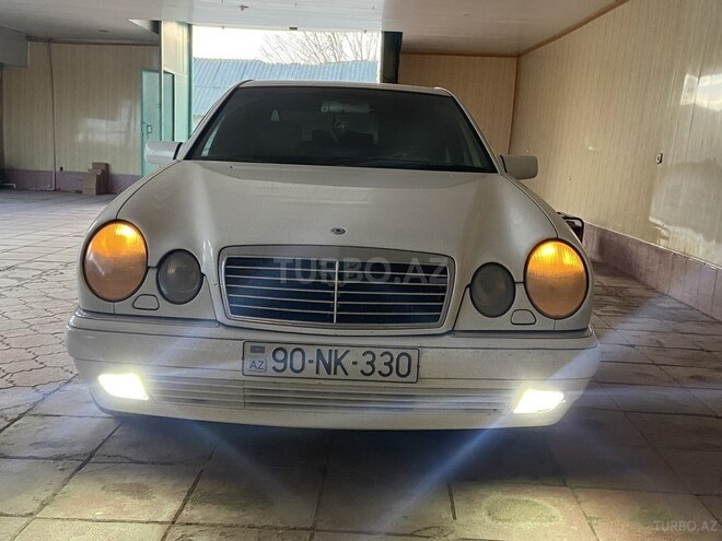 Mercedes E 280 1998, 259,357 km - 2.8 l - Göyçay