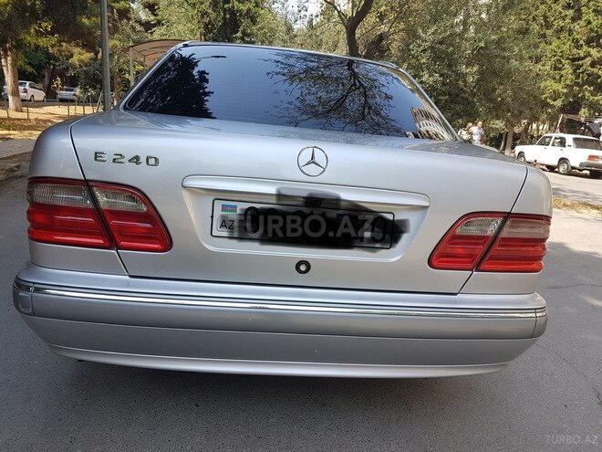 Mercedes E 240 2000, 267,000 km - 2.4 л - Bakı