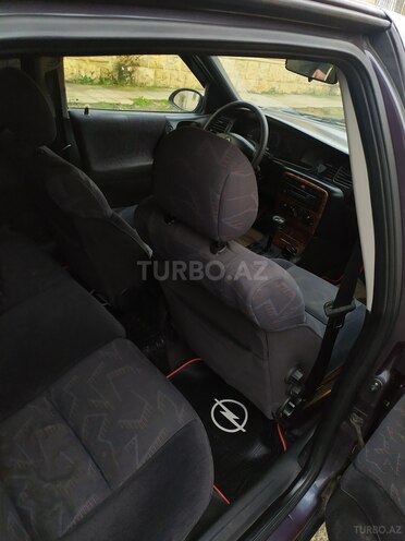 Opel Vectra 1996, 365,829 km - 2.0 l - Bakı