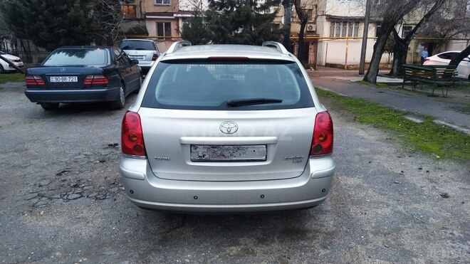 Toyota Avensis 2003, 280,000 km - 2.0 l - Bakı