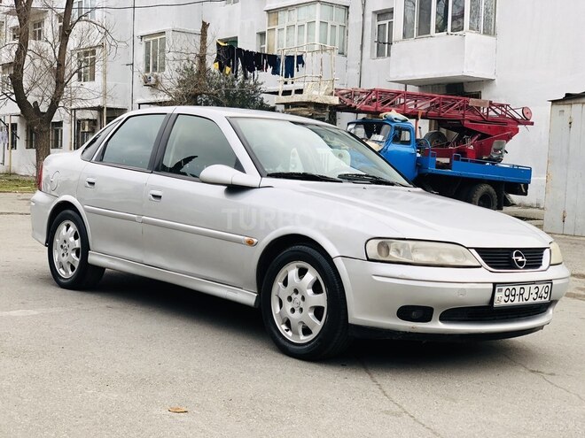 Opel Vectra 1999, 290,000 km - 1.8 l - Bakı