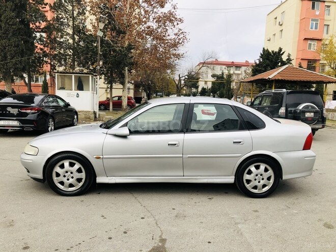 Opel Vectra 1999, 290,000 km - 1.8 l - Bakı