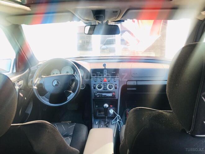 Mercedes C 180 1998, 320,000 km - 1.8 l - Zaqatala