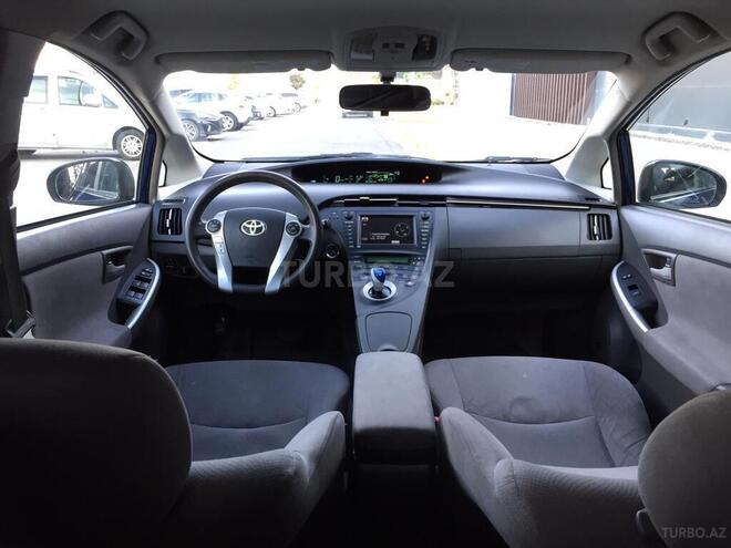 Toyota Prius 2011, 202,000 km - 1.8 l - Bakı