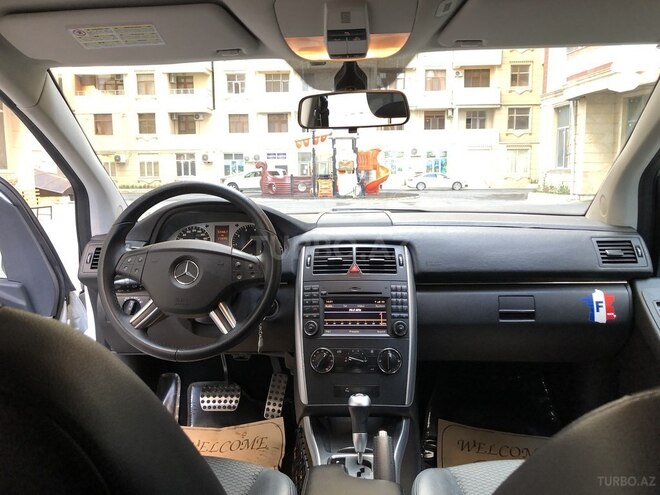 Mercedes B 180 2010, 72,000 km - 1.8 л - Bakı