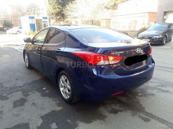 Hyundai Elantra 2011, 210,000 km - 1.8 l - Bakı