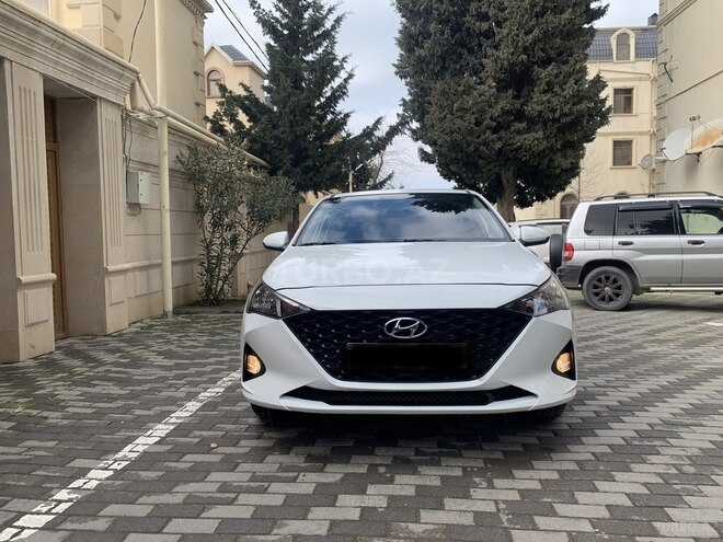 Hyundai Accent 2020, 9,800 km - 1.6 л - Bakı