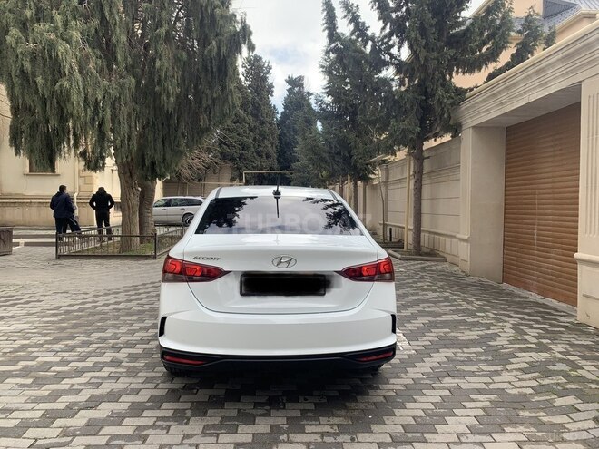 Hyundai Accent 2020, 9,800 km - 1.6 л - Bakı