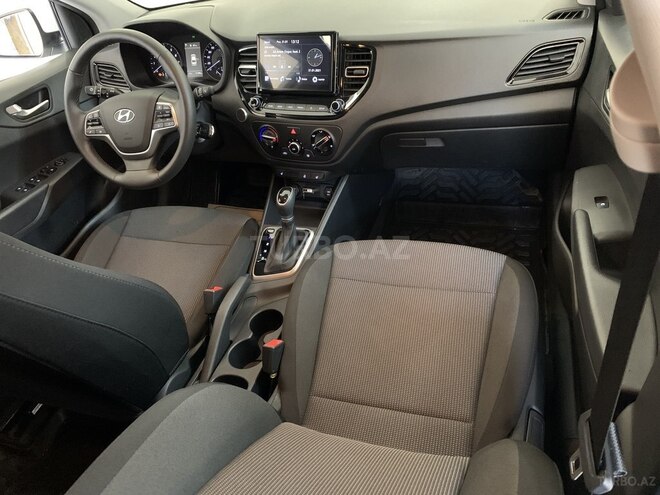 Hyundai Accent 2020, 9,800 km - 1.6 л - Bakı