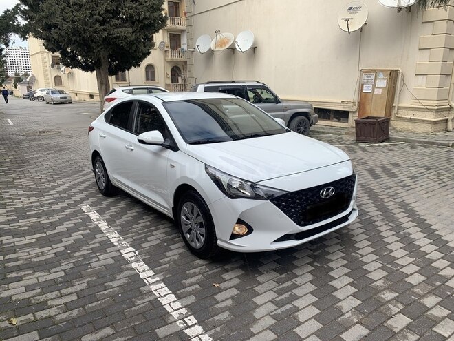 Hyundai Accent 2020, 9,800 km - 1.6 л - Bakı