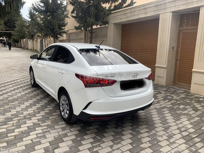 Hyundai Accent 2020, 9,800 km - 1.6 л - Bakı