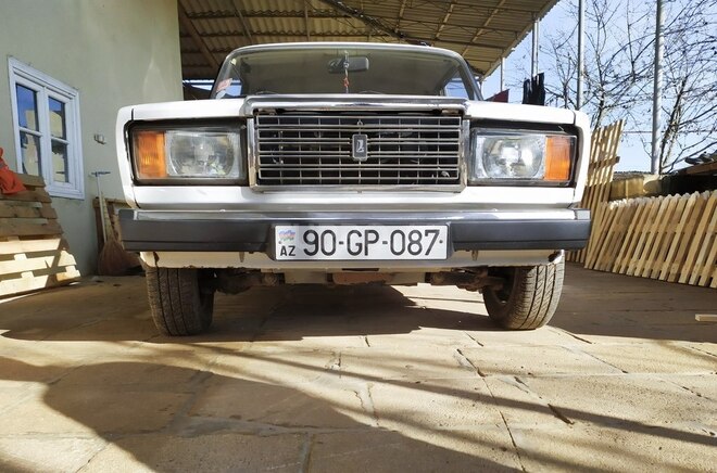 LADA (VAZ) 2107 2009, 97,000 km - 1.6 l - Neftçala