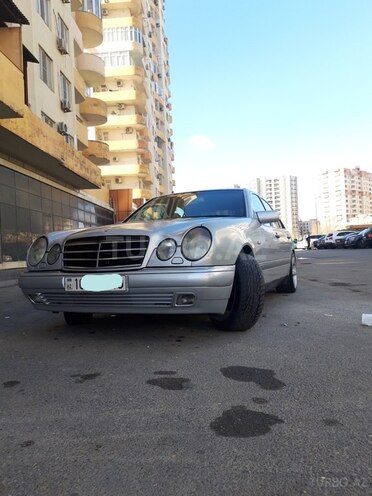 Mercedes E 200 1995, 443,000 km - 2.0 l - Bakı