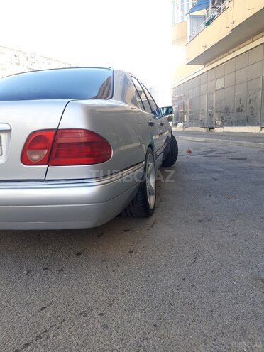 Mercedes E 200 1995, 443,000 km - 2.0 l - Bakı