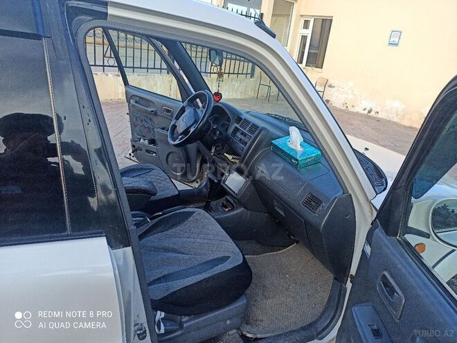 Toyota RAV4 1996, 242,000 km - 2.0 л - Bakı