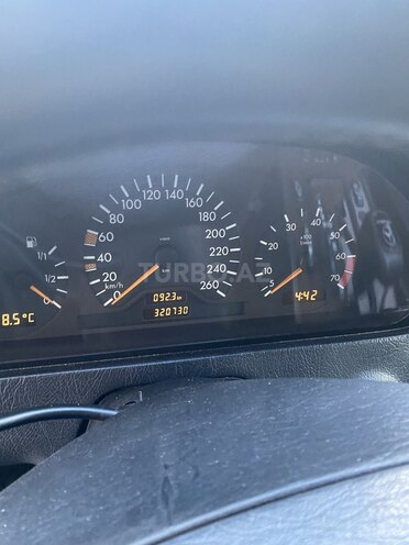 Mercedes C 240 1999, 320,000 km - 2.4 l - Bakı