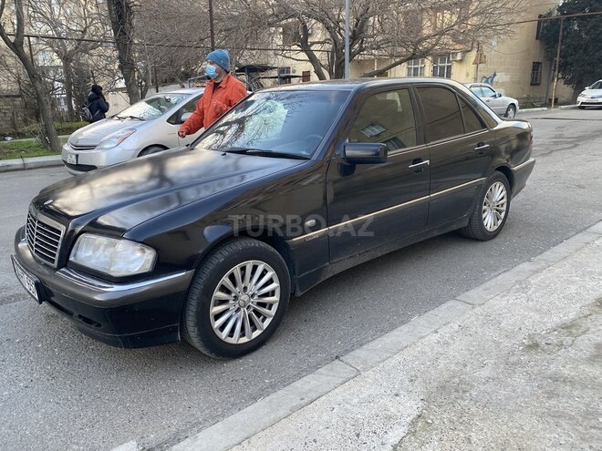 Mercedes C 240 1999, 320,000 km - 2.4 l - Bakı
