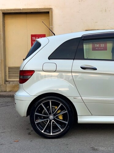 Mercedes B 170 2008, 180,000 km - 1.7 л - Bakı