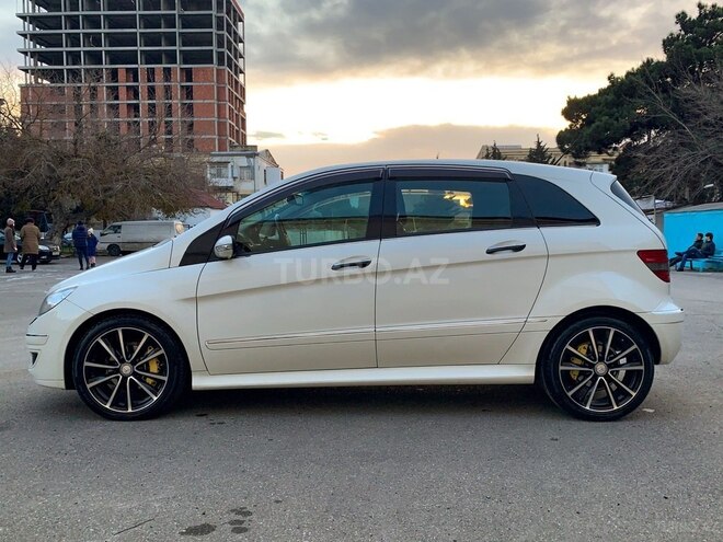 Mercedes B 170 2008, 180,000 km - 1.7 л - Bakı