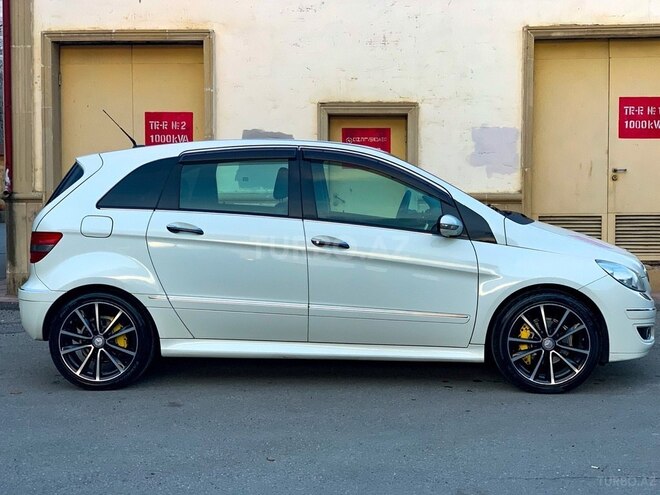Mercedes B 170 2008, 180,000 km - 1.7 л - Bakı