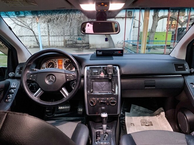 Mercedes B 170 2008, 180,000 km - 1.7 л - Bakı