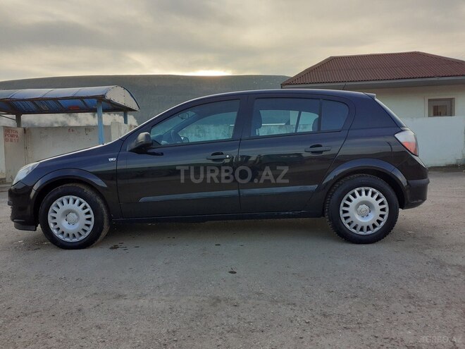 Opel Astra 2006, 212,000 km - 1.4 л - Bakı