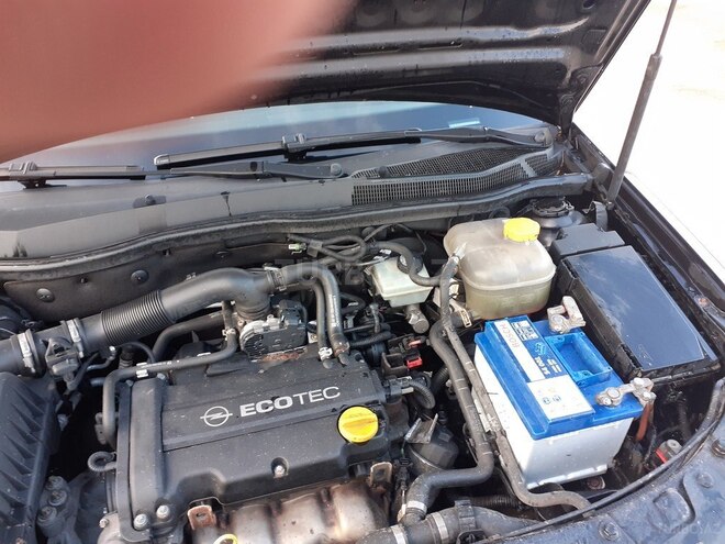 Opel Astra 2006, 212,000 km - 1.4 л - Bakı