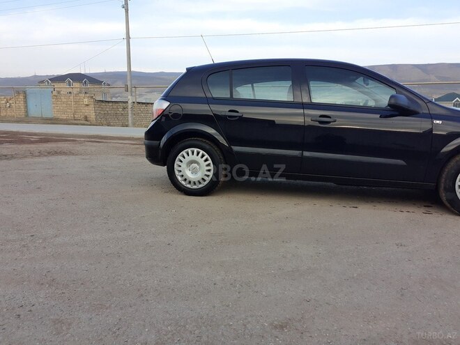 Opel Astra 2006, 212,000 km - 1.4 л - Bakı