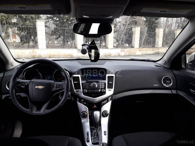 Chevrolet Cruze 2015, 110,000 km - 1.4 l - Yevlax