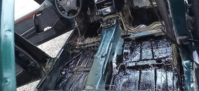 Mercedes C 200 1995, 736,000 km - 2.0 l - Şirvan