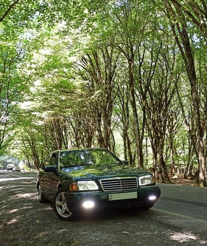 Mercedes C 200 1995, 736,000 km - 2.0 l - Şirvan