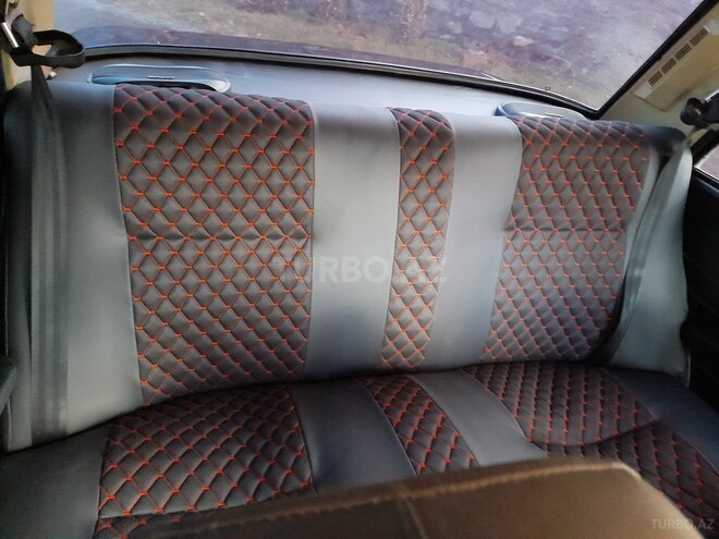 LADA (VAZ) 2106 1987, 160,000 km - 1.6 l - Qax