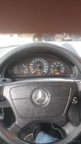 Mercedes E 200 1996, 11,289 km - 2.0 l - Gəncə