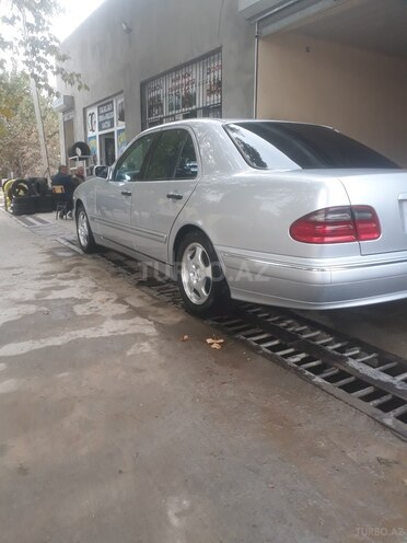 Mercedes E 200 1996, 11,289 km - 2.0 l - Gəncə
