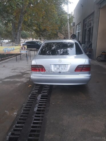 Mercedes E 200 1996, 11,289 km - 2.0 l - Gəncə