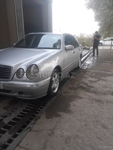 Mercedes E 200 1996, 11,289 km - 2.0 l - Gəncə