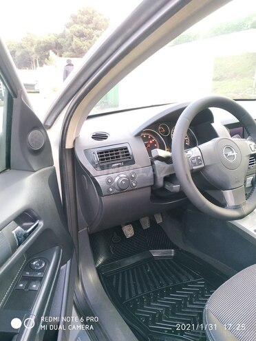 Opel Astra 2005, 186,000 km - 1.4 l - Bakı