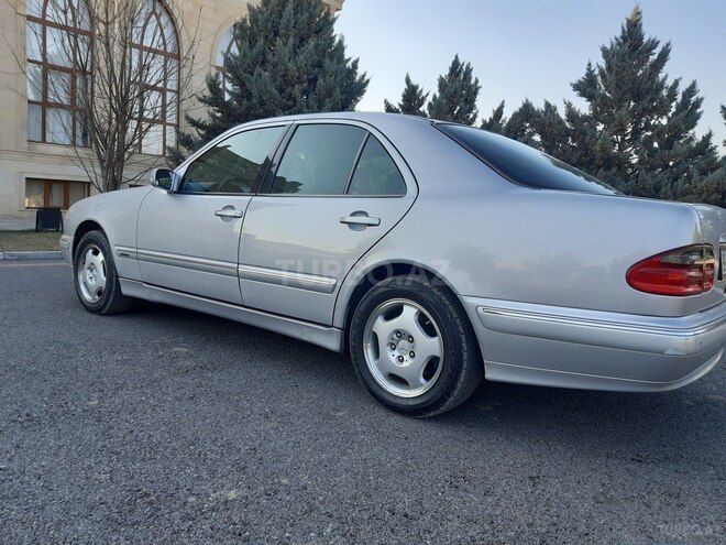 Mercedes E 270 2001, 407,368 km - 2.7 l - Ağdam