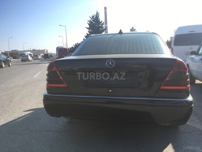 Mercedes C 200 1995, 515,000 km - 2.0 l - Bakı