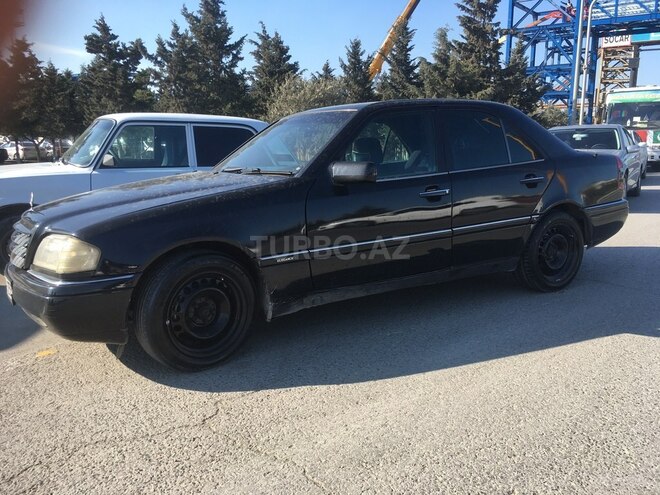 Mercedes C 200 1995, 515,000 km - 2.0 l - Bakı